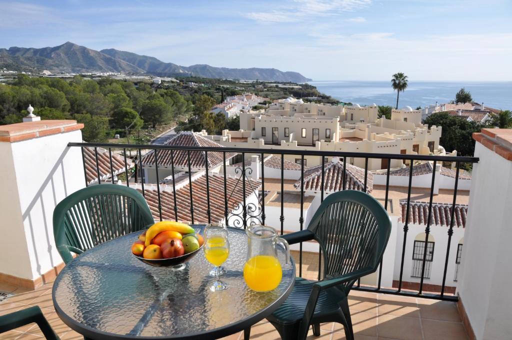 Nerja Paradise Rentals - Chimenea Apts Нерха Номер фото